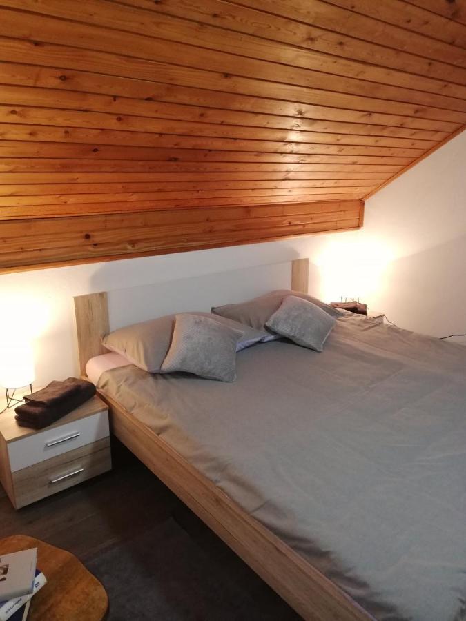 Holiday Home Tin Ogulin Eksteriør billede