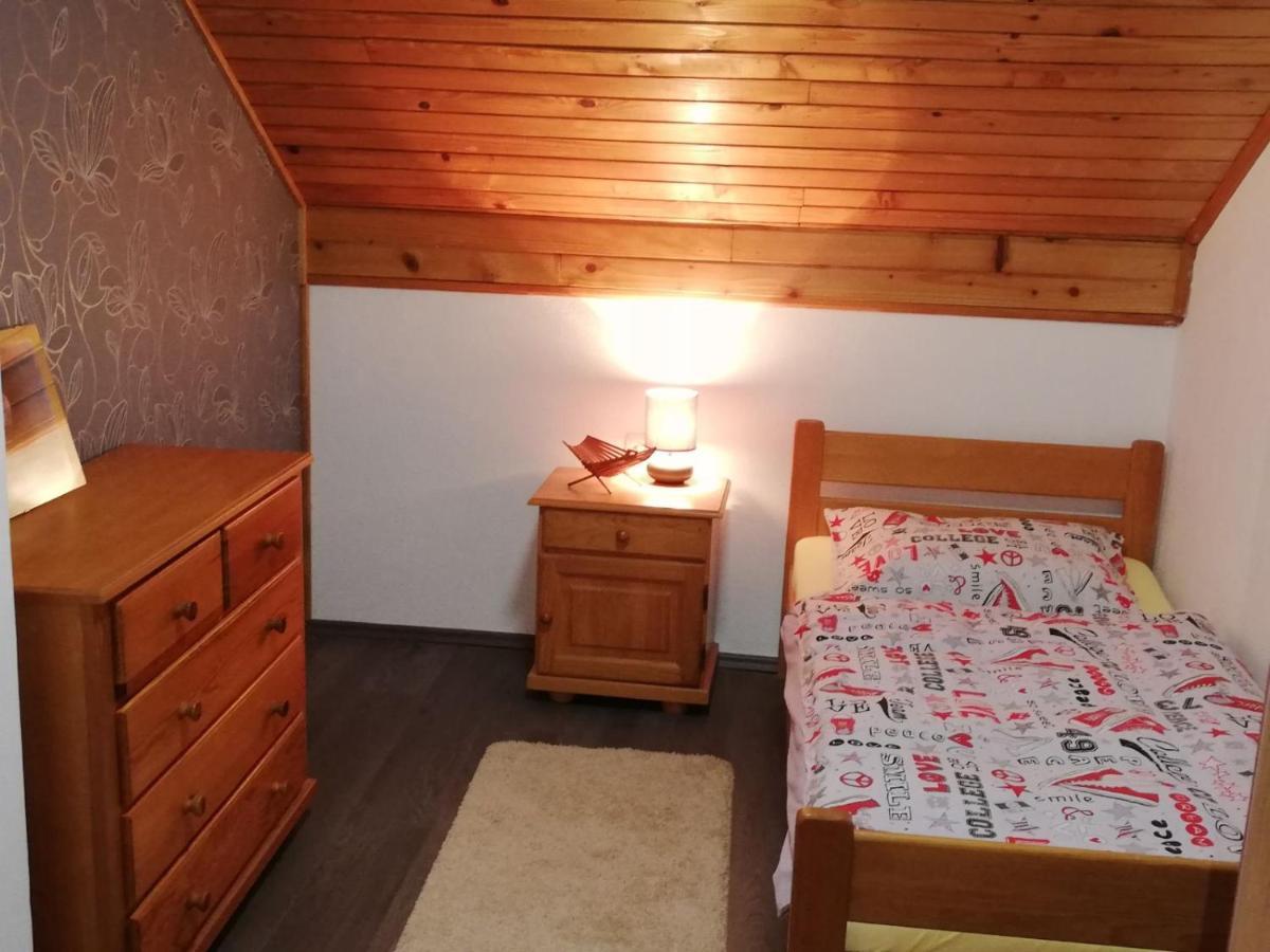 Holiday Home Tin Ogulin Eksteriør billede